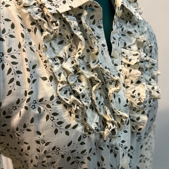 GAP Cream Leaf Print Button Down Shirt - Picture 3 of 3